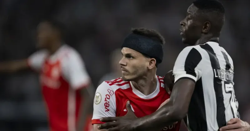 Botafogo x Internacional: Nilton Santos Fator Decisivo
