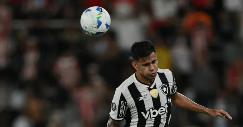 Zaga Jovem do Botafogo Neutraliza Flamengo: Análise Completa