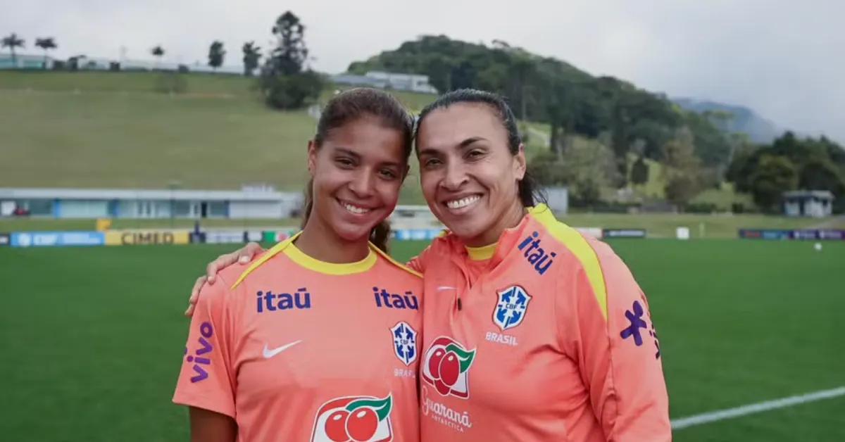Giovanna Waksman: O Projeto de John Textor e os Desafios no Futebol Feminino