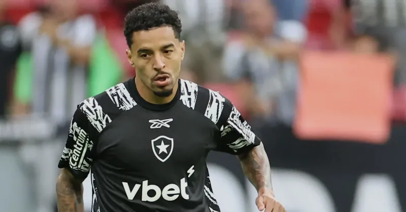 Botafogo Rejeita Pressão por Gregore: Detalhes da Negociação com Al-Rayyan
