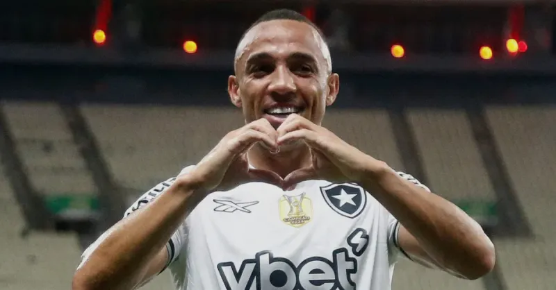 Marçal: O Zagueiro Improvisado que Surpreendeu e Virou Opção Crucial no Botafogo