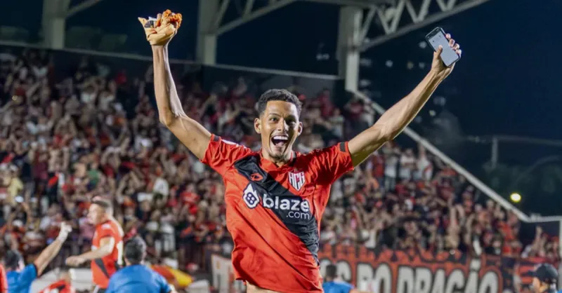 Botafogo Acelera por Alix Vinícius: O Zagueiro que Pode Mudar a Defesa