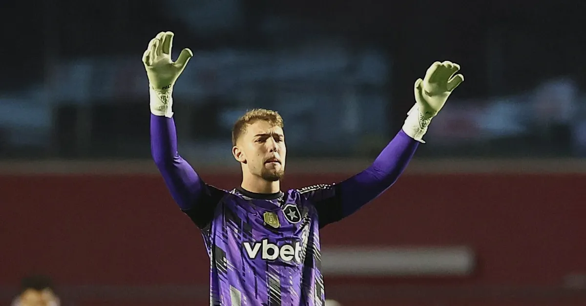 Leo Linck: O Goleiro que Desafia Ancelotti e Conquista a Torcida do Botafogo