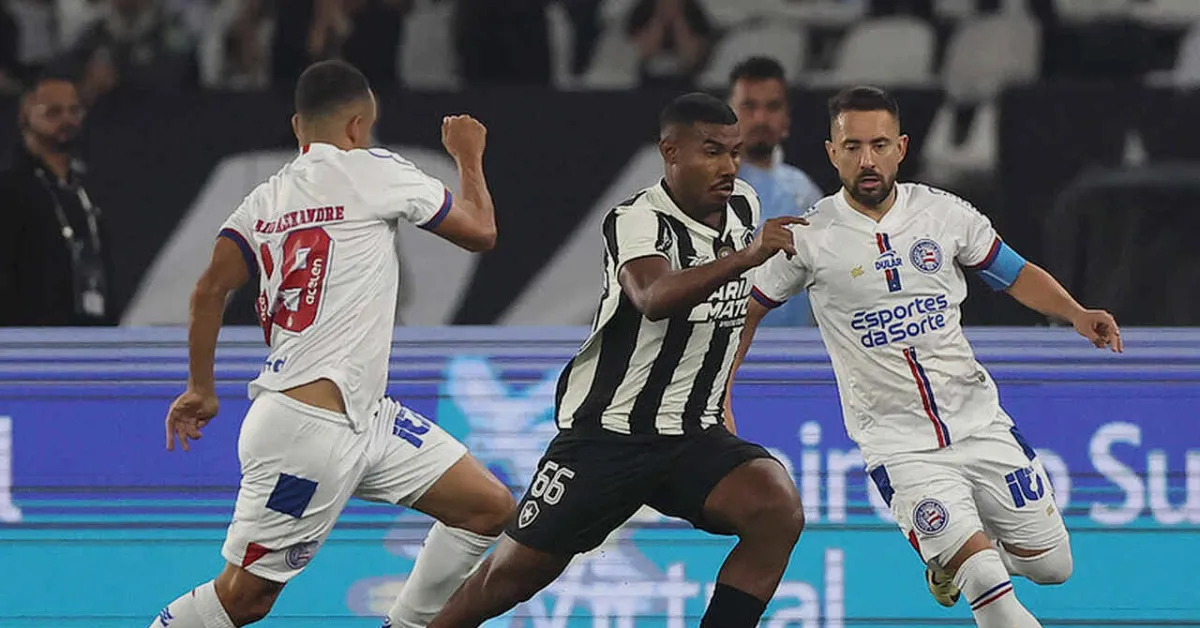 Botafogo se Prepara: Retornos na Zaga e Desfalques Ofensivos para o Confronto Direto com o Bahia