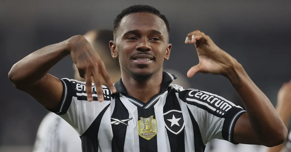 Jeffinho assume ataque do Botafogo após lesão de Montoro? Entenda a disputa!