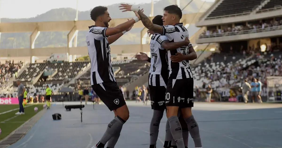 Botafogo Imparável: 5 Jogos Invictos e Sonho da Libertadores Aceso