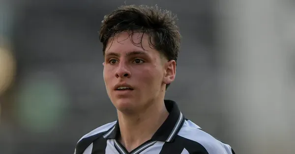 Montoro brilha e assume protagonismo no Botafogo após saídas