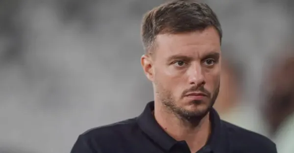 Botafogo: Anselmi reconhece força do Grêmio e aponta chegada de 'boas notícias'